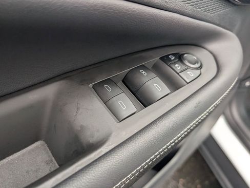 New 2026 Chevrolet Blazer EV LT image 15