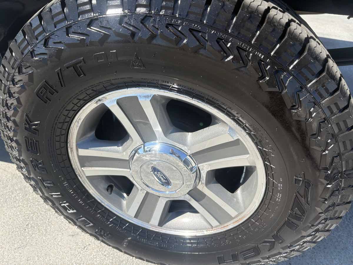 Used 2007 Ford F150 XLT AWD/4WD image 13