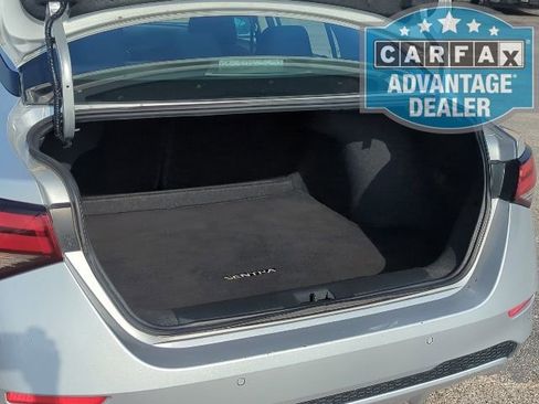 Used 2023 Nissan Sentra SV image 18