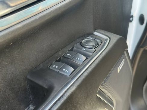 Used 2022 GMC Sierra 1500 Elevation w/ Preferred Package RWD image 21