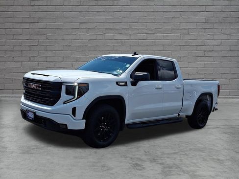 Used 2026 GMC Sierra 1500 Elevation w/ Elevation Select Package AWD/4WD image 6