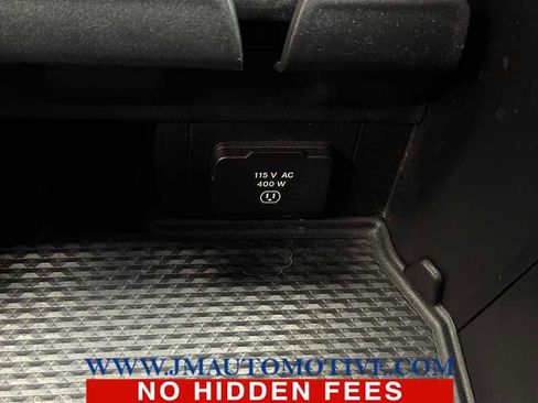 Used 2020 RAM 1500 Laramie w/ Sport Appearance Package AWD/4WD image 43