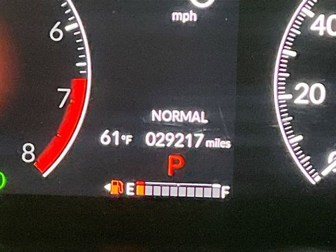 Used 2024 Honda HR-V EX-L image 12