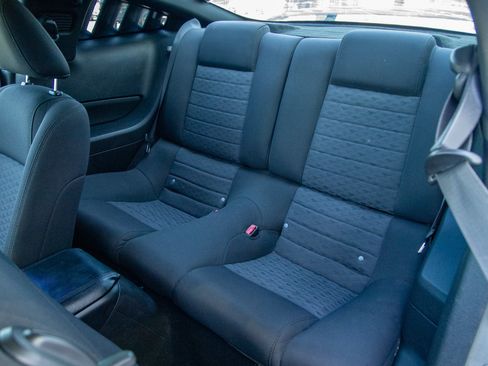 Used 2009 Ford Mustang GT Premium RWD image 23