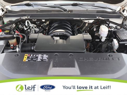 Used 2020 Chevrolet Suburban LT w/ Luxury Package image 37