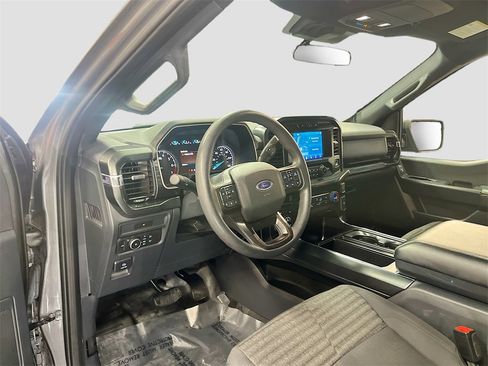 Used 2021 Ford F150 XL w/ STX Appearance Package image 9