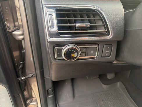 Used 2019 Lincoln Navigator L Reserve w/ Cargo Package image 11