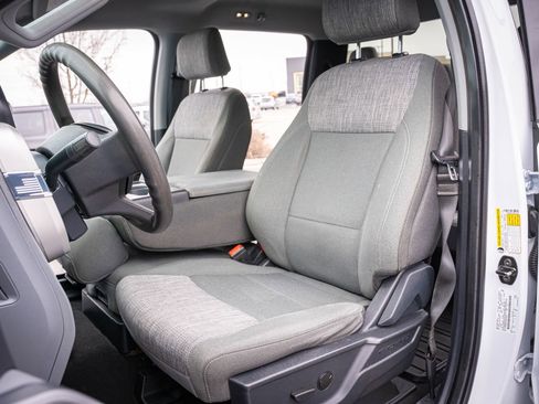 Used 2023 Ford F250 XLT w/ FX4 Off-Road Package image 12