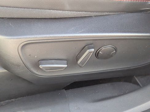 Used 2022 Ford Escape SEL w/ SEL Stealth AWD Package image 21