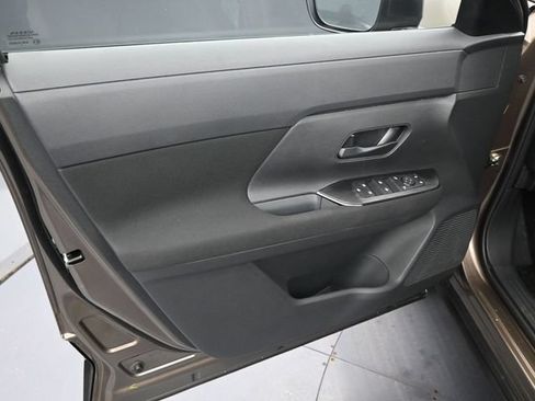 Certified 2025 Nissan Kicks S AWD/4WD image 25
