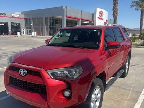Used 2017 Toyota 4Runner SR5 AWD/4WD image 1