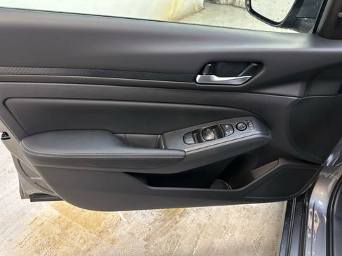 New 2025 Nissan Altima 2.5 SV image 14