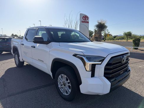 New 2026 Toyota Tundra SR5 AWD/4WD image 8