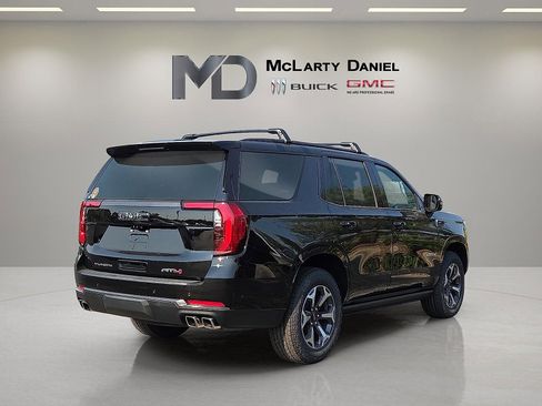 Used 2025 GMC Yukon AT4 Ultimate w/ LPO, Floor Liner Package image 5