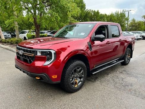 Used 2025 Ford Maverick Tremor AWD/4WD image 3