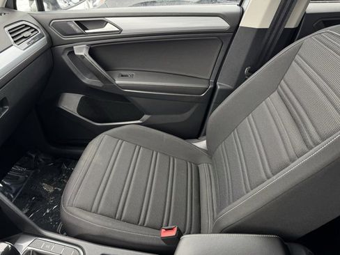 Used 2022 Volkswagen Tiguan S image 21