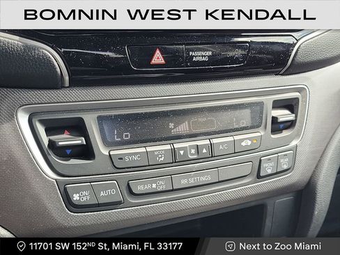 Used 2024 Honda Ridgeline Sport image 18