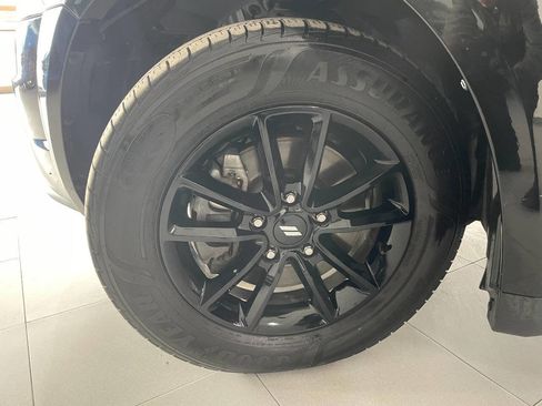 Used 2020 Dodge Journey SE w/ Blacktop Package image 12