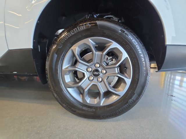 Certified 2025 Ford Maverick XLT w/ Equipment Group 302A AWD/4WD image 26