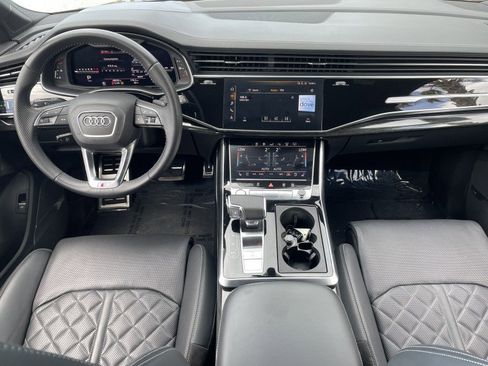Used 2020 Audi SQ7 Prestige w/ Prestige Package image 13