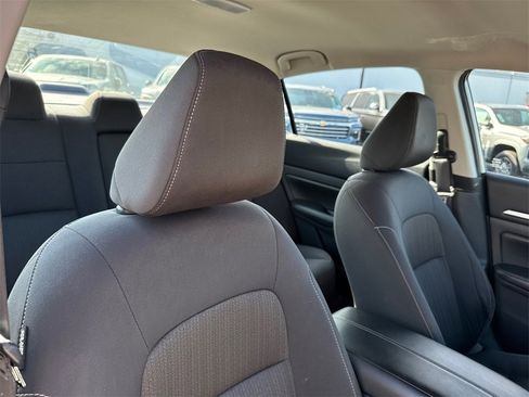 Used 2023 Nissan Altima 2.5 SV image 14