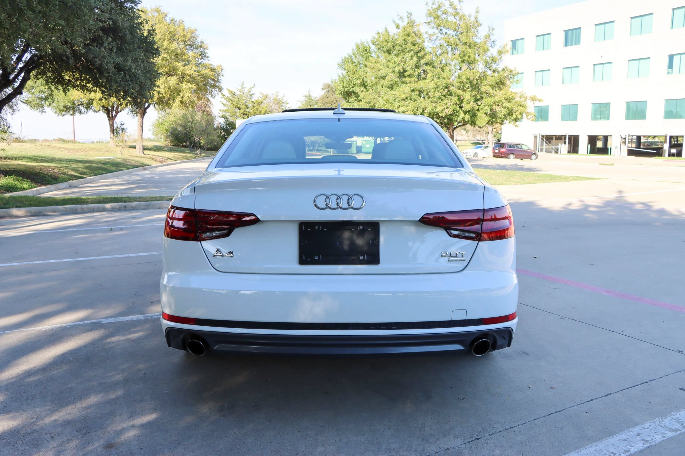 Used 2018 Audi A4 2.0T Ultra Premium w/ Convenience Package FWD image 6