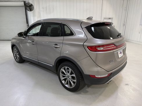 Used 2019 Lincoln MKC Select w/ Select Plus Package image 3