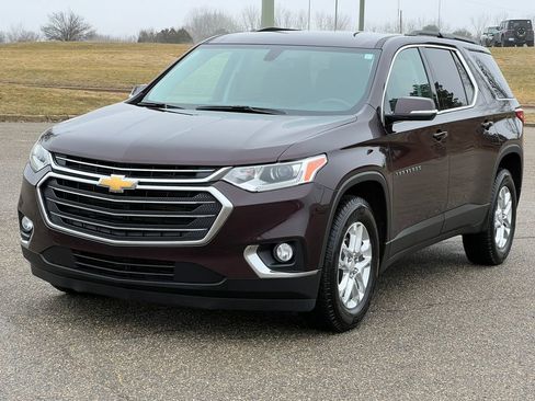Used 2019 Chevrolet Traverse LT image 41