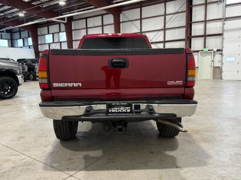 Used 2005 GMC Sierra 2500 SLE w/ Heavy-Duty Power Package image 9