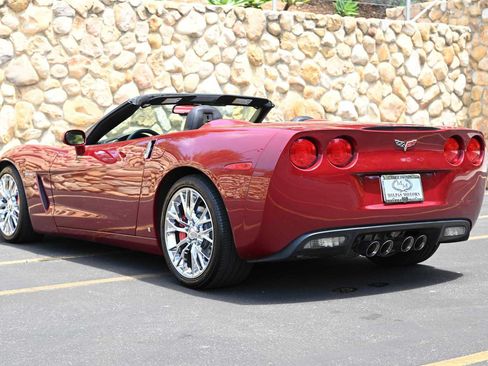 Used 2006 Chevrolet Corvette Convertible w/ Preferred Equipment Group RWD image 4