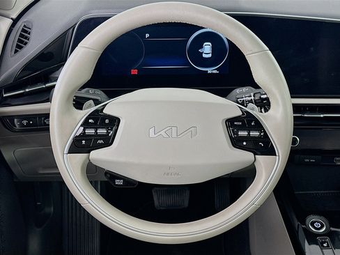 Used 2023 Kia Niro Wind image 18