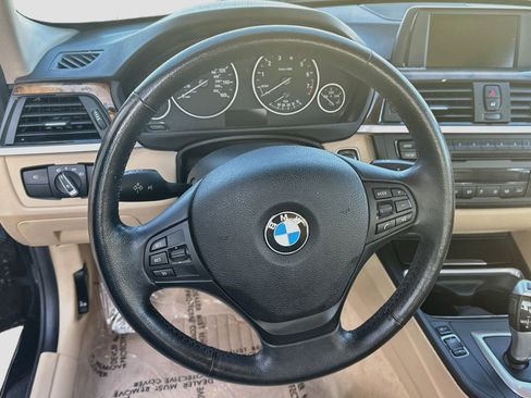 Used 2013 BMW 328i xDrive Sedan AWD/4WD image 17