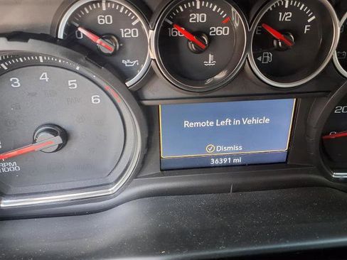 Used 2022 Chevrolet Silverado 1500 RST w/ Z71 Off-Road Package image 8