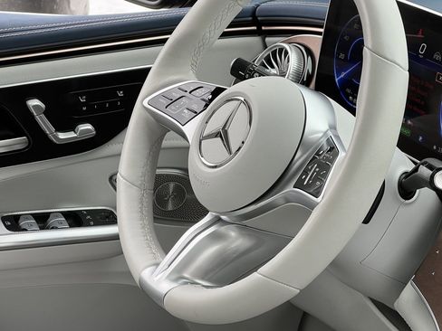 Used 2024 Mercedes-Benz EQE 350+ 4MATIC SUV w/ AMG Line Exterior Package image 33