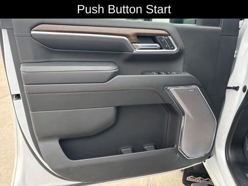 Certified 2024 Chevrolet Silverado 2500 High Country w/ Technology Package image 18