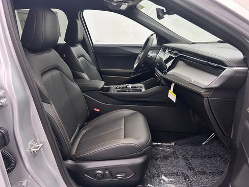 New 2026 Jeep Cherokee Limited AWD/4WD image 17