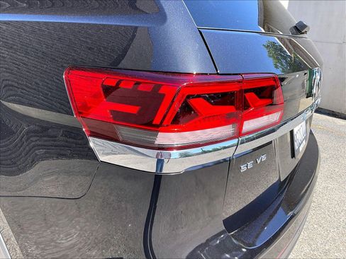 Certified 2023 Volkswagen Atlas SE w/ Panoramic Sunroof Package FWD image 28