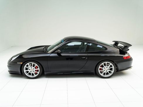 Used 2004 Porsche 911 GT3 RWD image 2