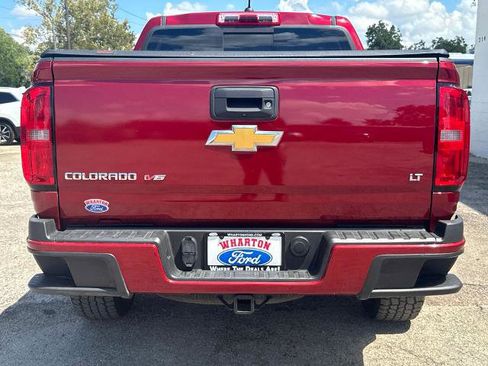 Used 2018 Chevrolet Colorado LT w/ LT Convenience Package RWD image 5