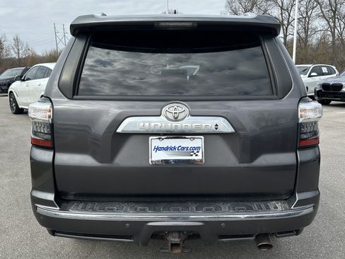 Used 2015 Toyota 4Runner Limited image 9