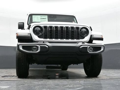 Used 2024 Jeep Gladiator Sport AWD/4WD image 41