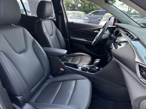 Used 2023 Buick Encore GX Essence w/ Experience Buick Package FWD image 13