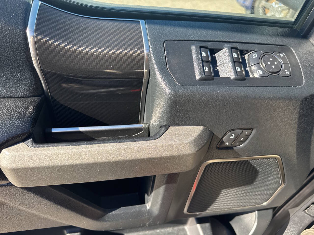 Used 2019 Ford F150 Raptor w/ Equipment Group 802A Luxury AWD/4WD image 26