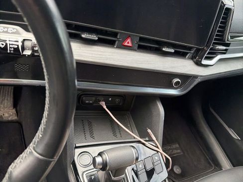 Used 2023 Kia Sportage X-Line w/ X-Line Premium Package image 4