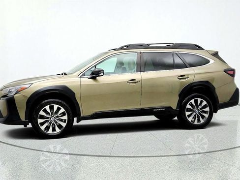 Used 2023 Subaru Outback Limited AWD/4WD image 8