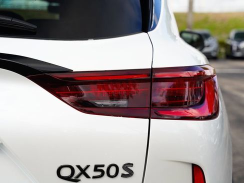 Used 2023 INFINITI QX50 Sport image 15