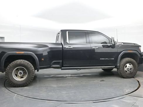 Used 2023 GMC Sierra 3500 Denali w/ Denali Ultimate Package AWD/4WD image 15