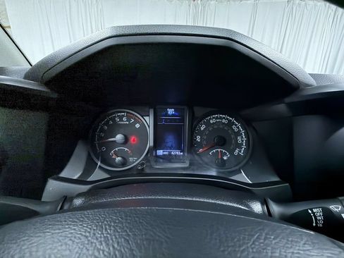 Certified 2020 Toyota Tacoma SR AWD/4WD image 21