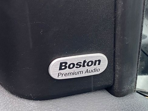 Used 2013 Chrysler 200 Limited w/ Sun/Sound Group image 18