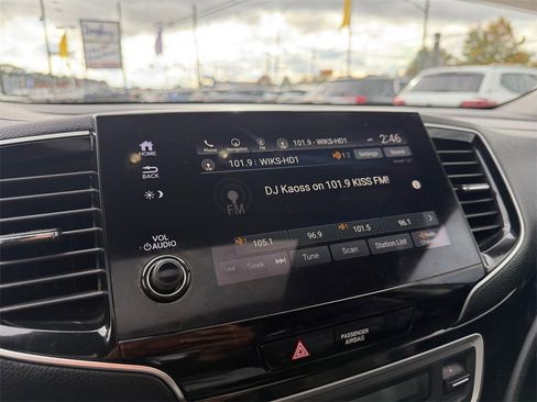 Used 2019 Honda Pilot Elite image 24